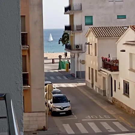 Apartament Edifici Simbat A 150m De La Platja Apartment *